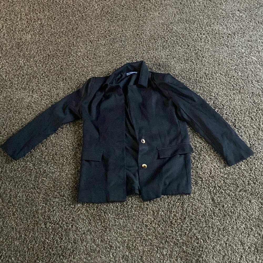 Size 12y black blazer